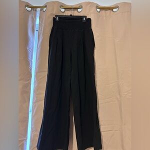 Black linen pants (size medium)